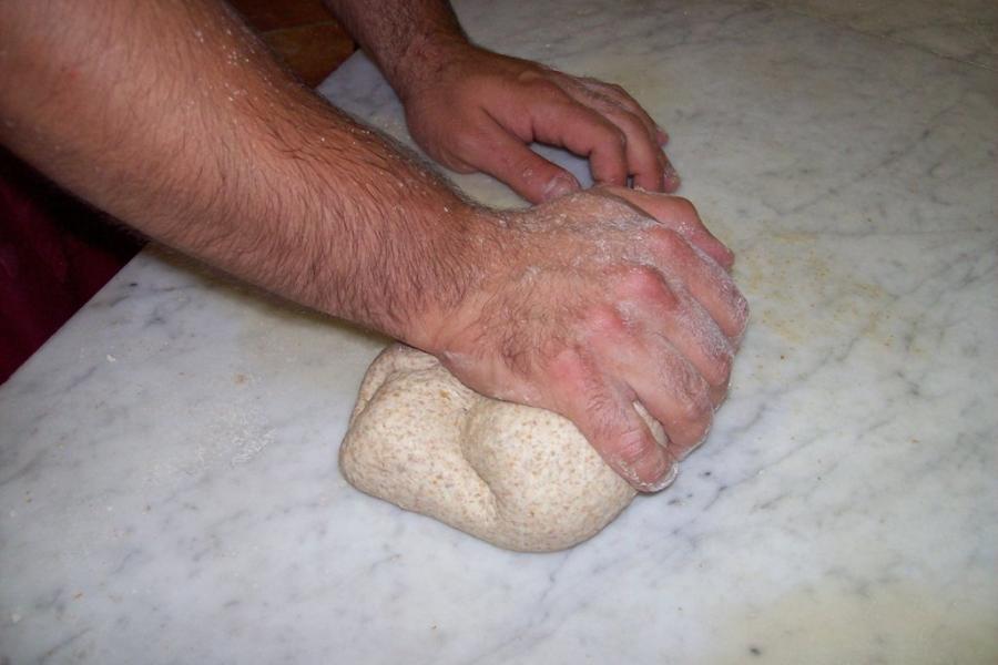 Fehta dou pan ner (Sagra del pane nero)