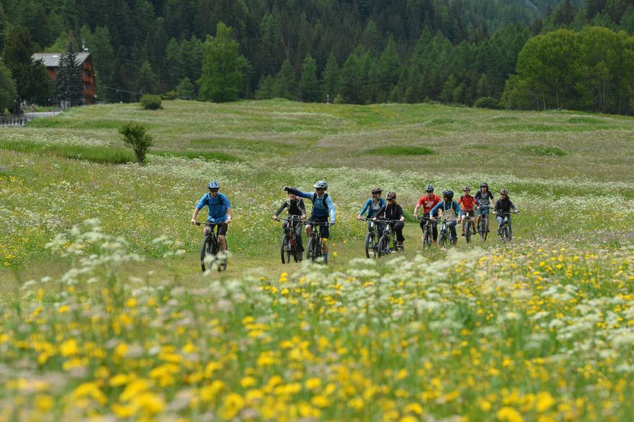 bambini in mountan bike bambini in mountan bike Monterosa Prestige Kids