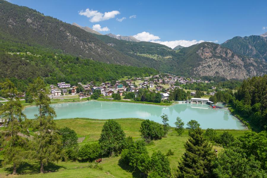 Laghetto Brusson Laghetto Brusson Cinéma au petit lac: Le garçon et le tigre