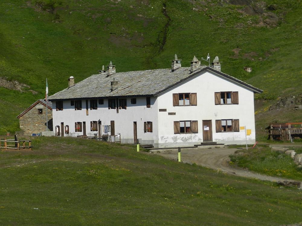 Refuge Dondena